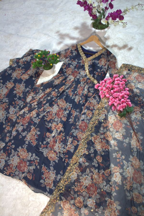 Floral Digital Printed Chiffon Kurti Palazzo Set with Zari Embroidery