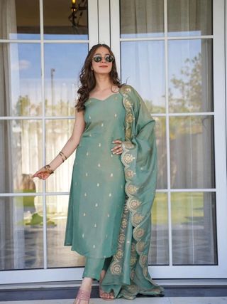 Pista Royale Salwar Suit