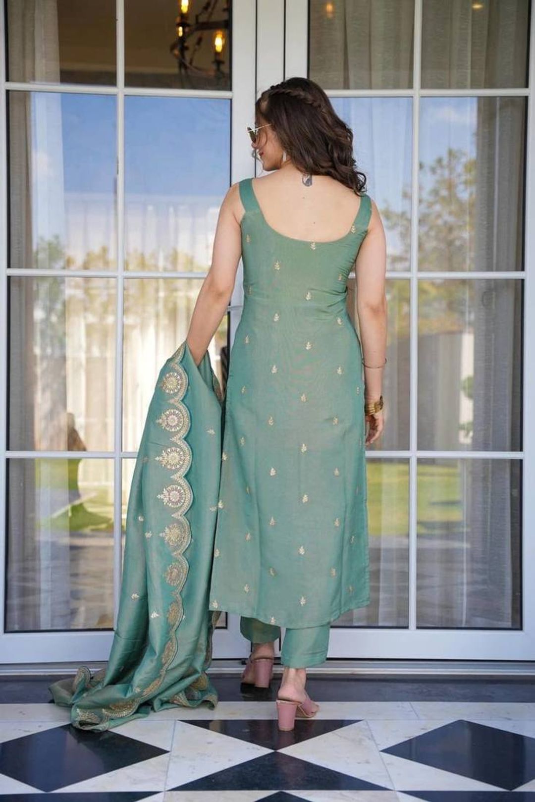 Pista Royale Salwar Suit