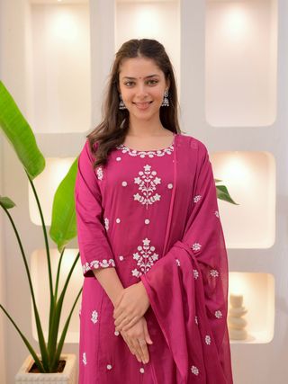 Pink SlubBlossom Embroidered Salwar Suit