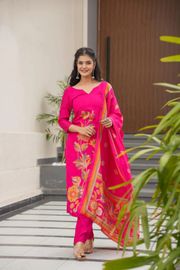 Pink Flower Printed Salwar Suit