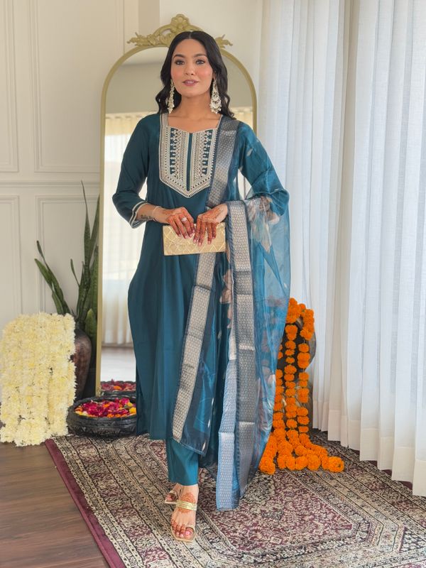 Teal Rayon Threadwork Salwar Suit