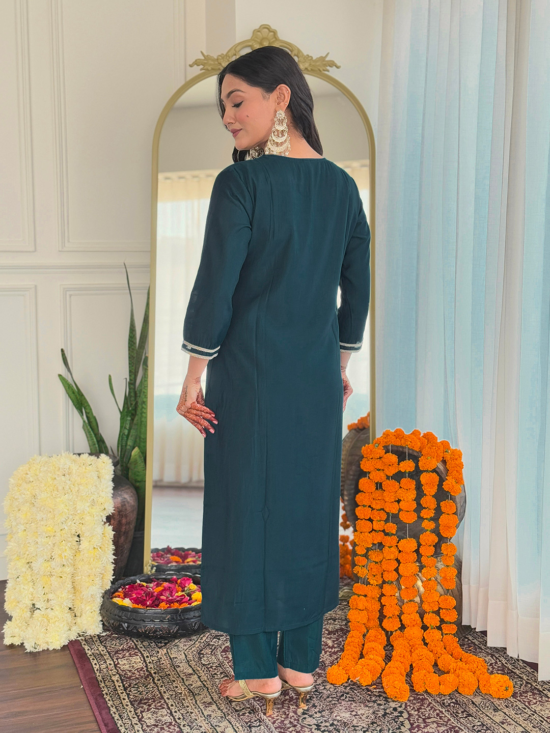 Teal Rayon Threadwork Salwar Suit