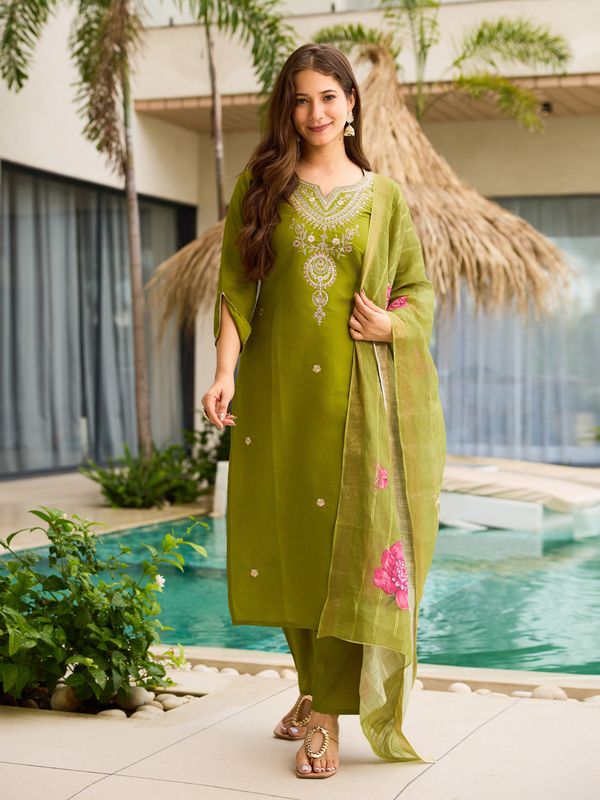 Lemon Threadwork Salwar Suit With Dupatta