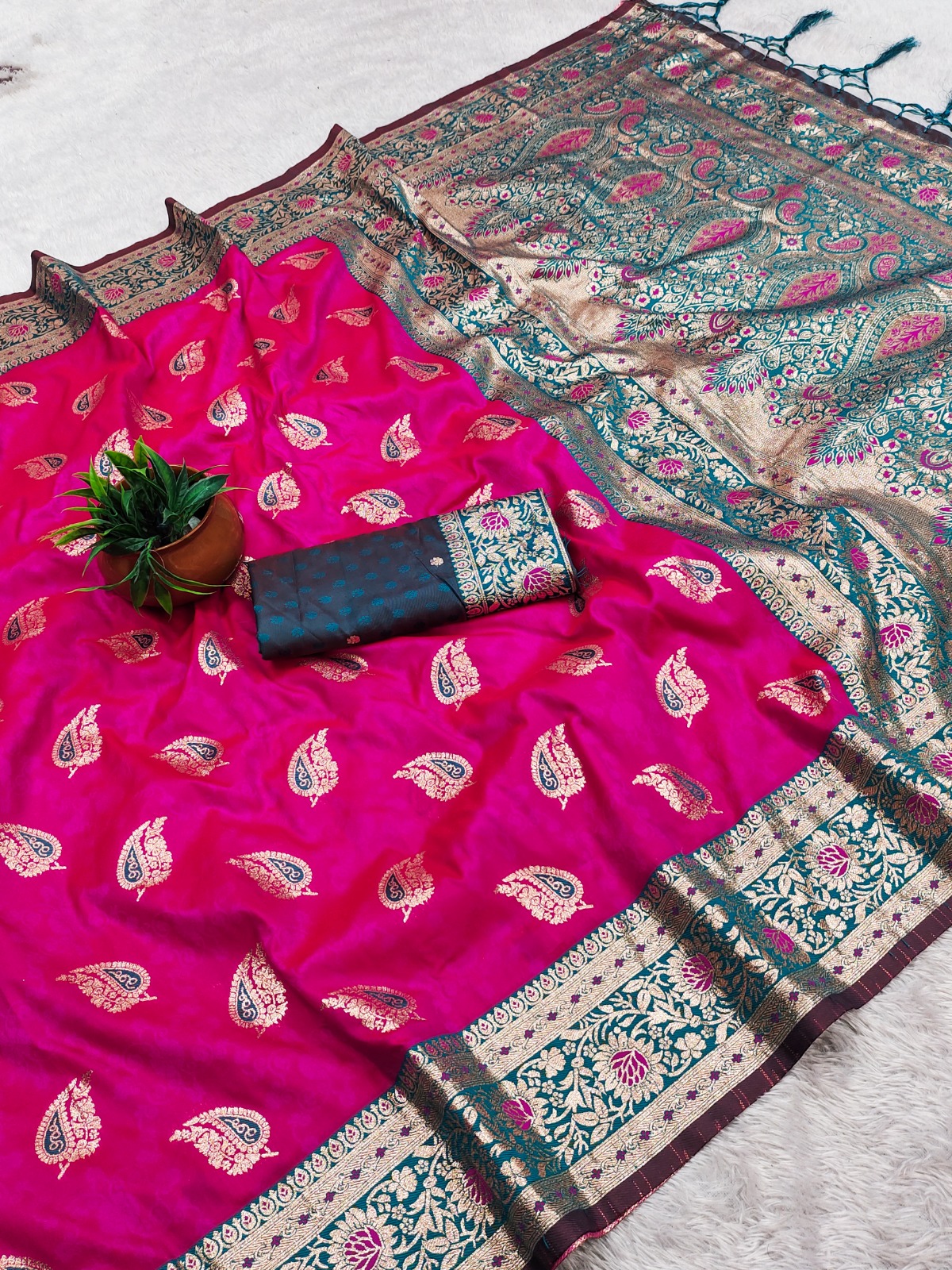 Royal Banarasi Soft Silk Zari Weave Saree