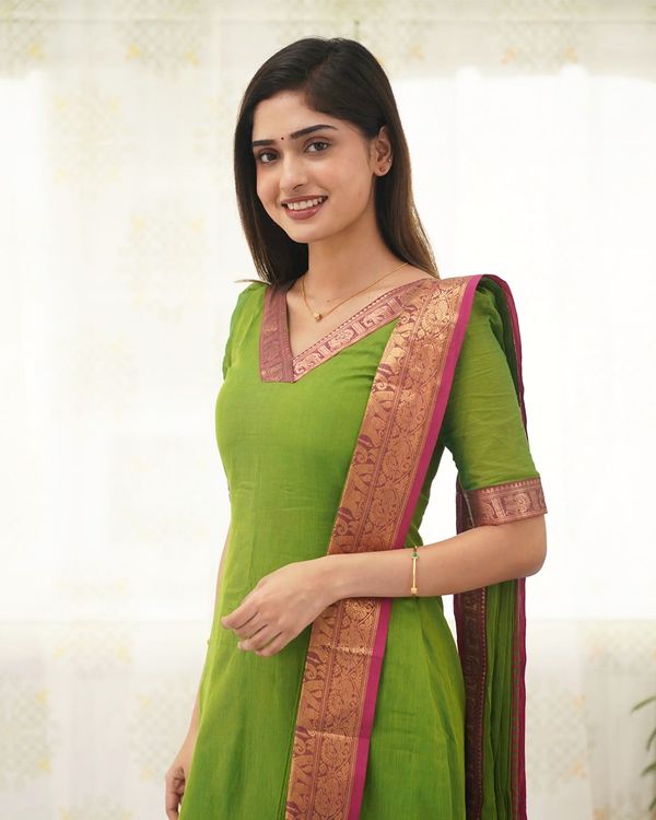 Kanchi Cotton Jacquard Woven Kurti Dupatta Set