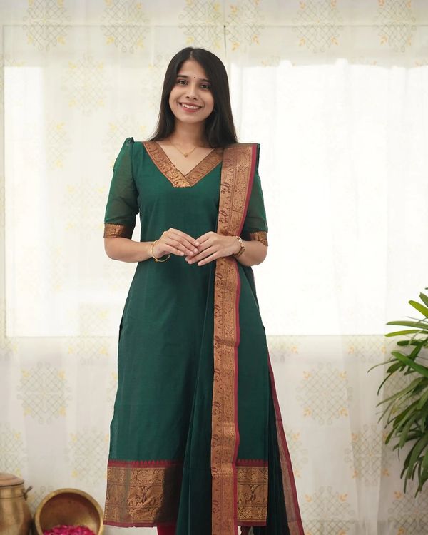 Kanchi Cotton Jacquard Woven Kurti Dupatta Set