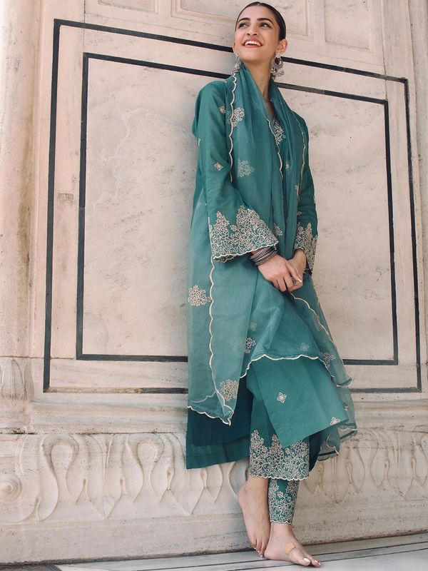  Rayon Slub Embroidered Kurta Pant Dupatta Set 