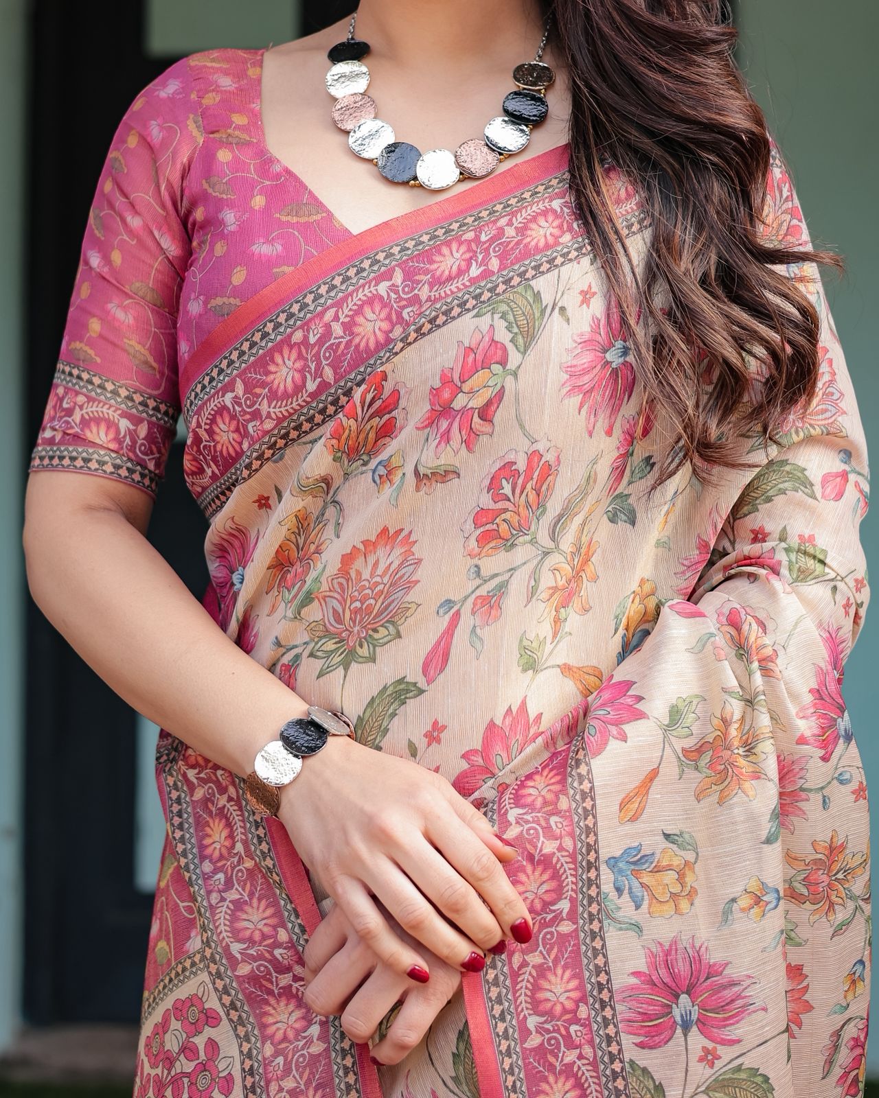 Cream Pink Floral printed handloom saree