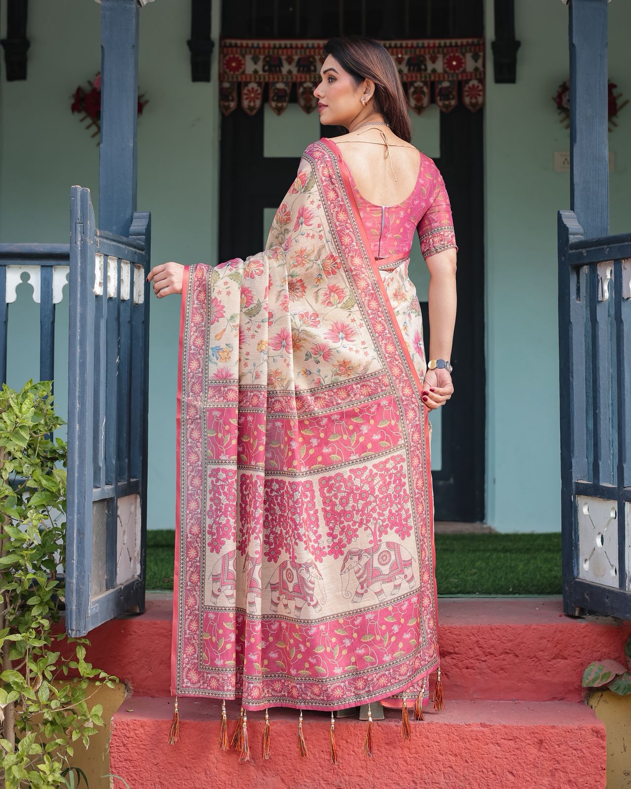 Cream Pink Floral printed handloom saree