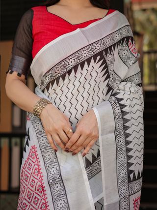 Pure Linen Saree Black White Geometric Print with Tassels