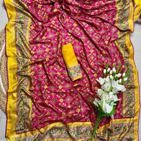 Pink Soft Pashmina Silk Printed Saree With Patola Border