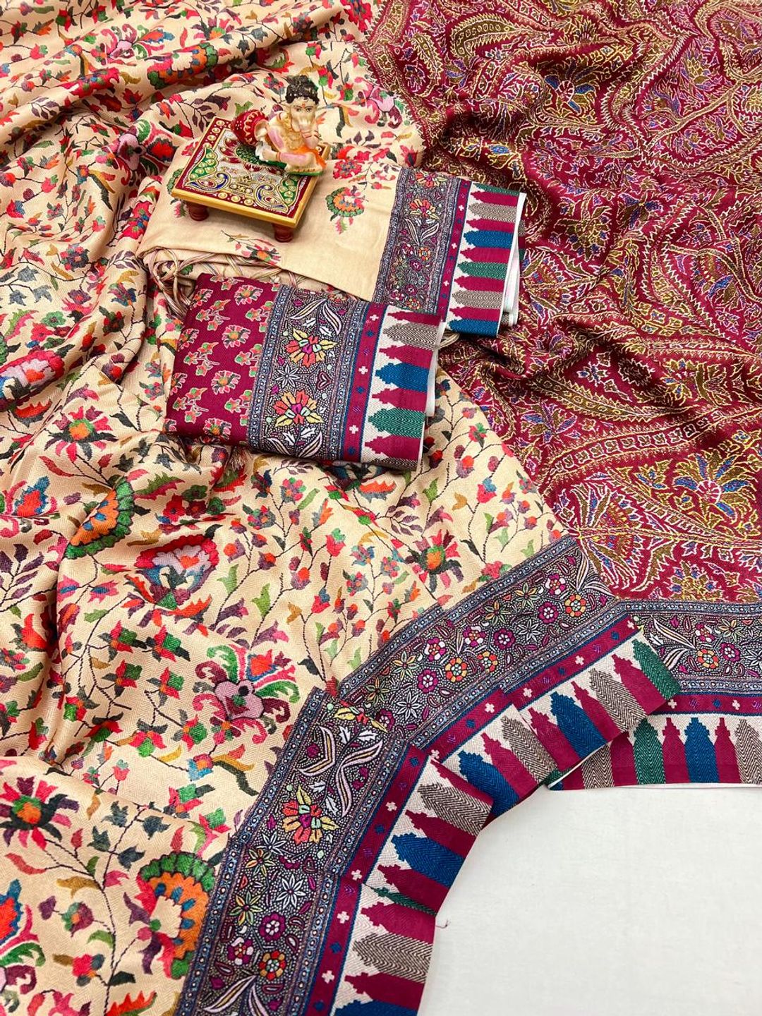 Cream Floral Pashmina Saree With Shawl & Blouse Piece