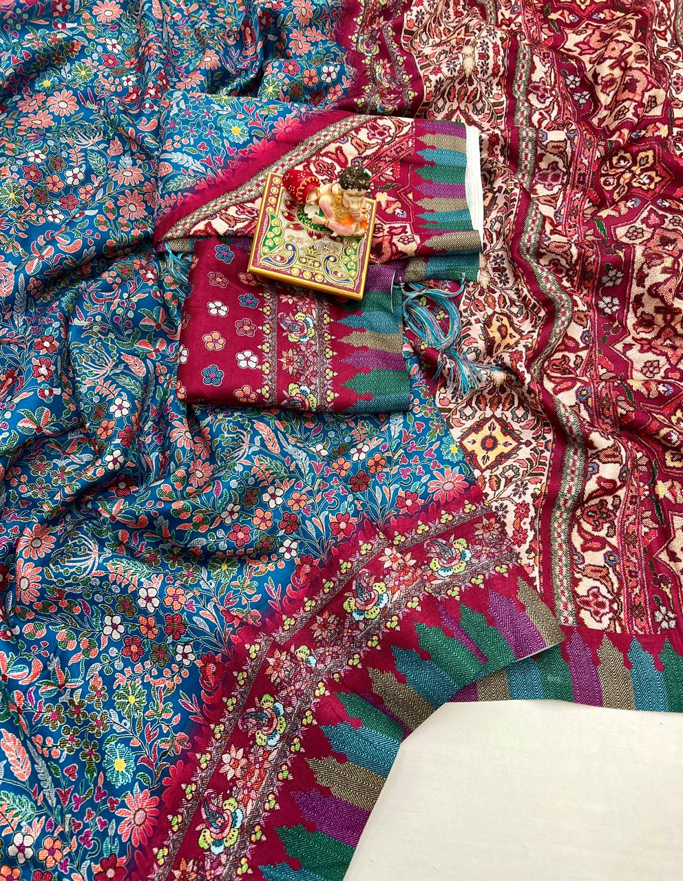 Floral Pashmina Saree With Shawl & Blouse Piece