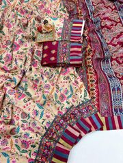 Cream Floral Pashmina Saree With Shawl & Blouse Set - Cream