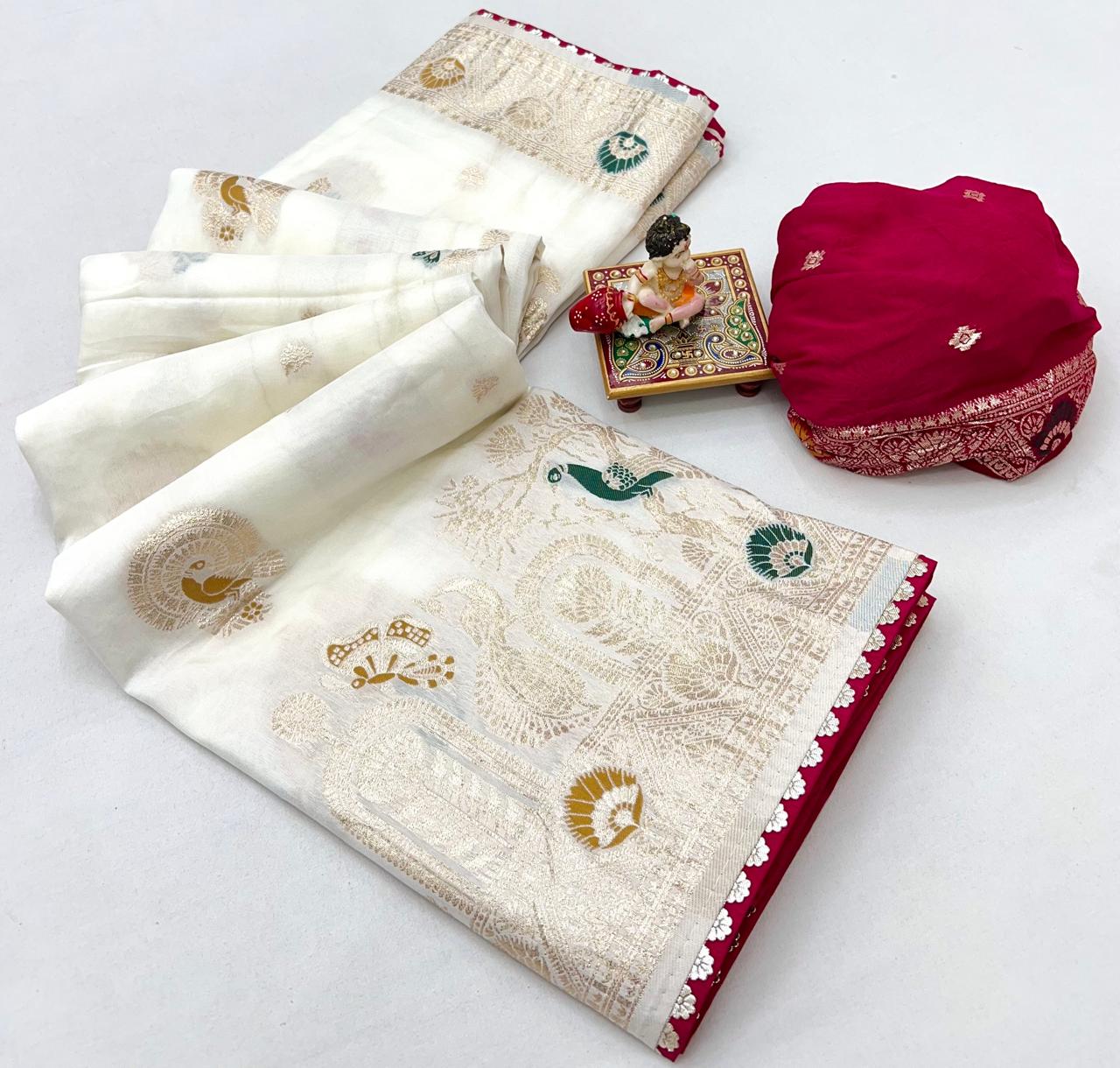 Cream Zari Woven Maslin Silk Saree With Rich Pallu