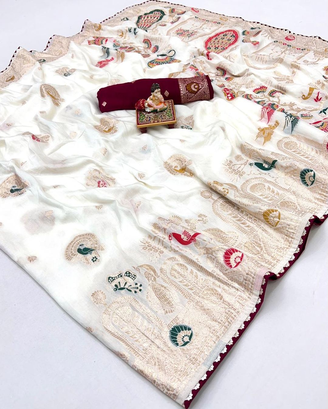Royal Off White Zari Woven Maslin Silk Saree