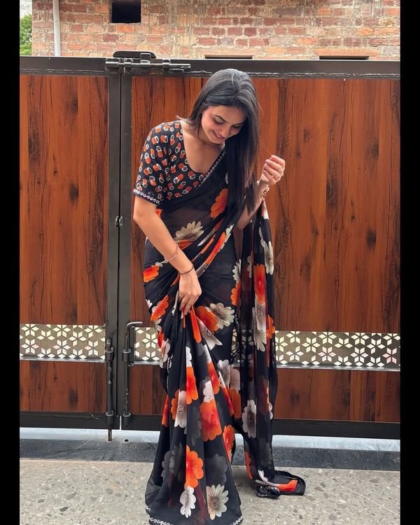 Designer Black Floral Saree With Sparkle Border Work