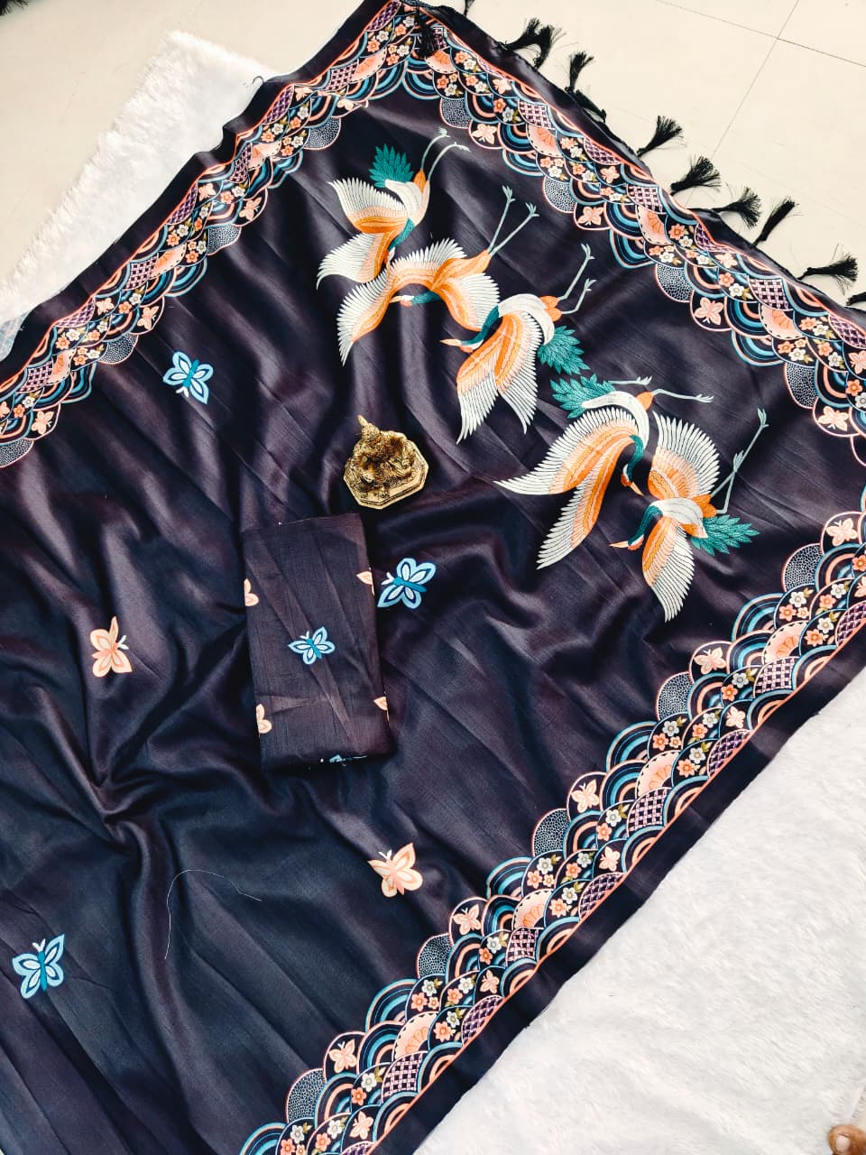 Black Hans Chitrakala Printed Tussar Silk Saree