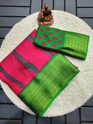 Stylish Pink Silk Saree with Rich Green Pallu Design