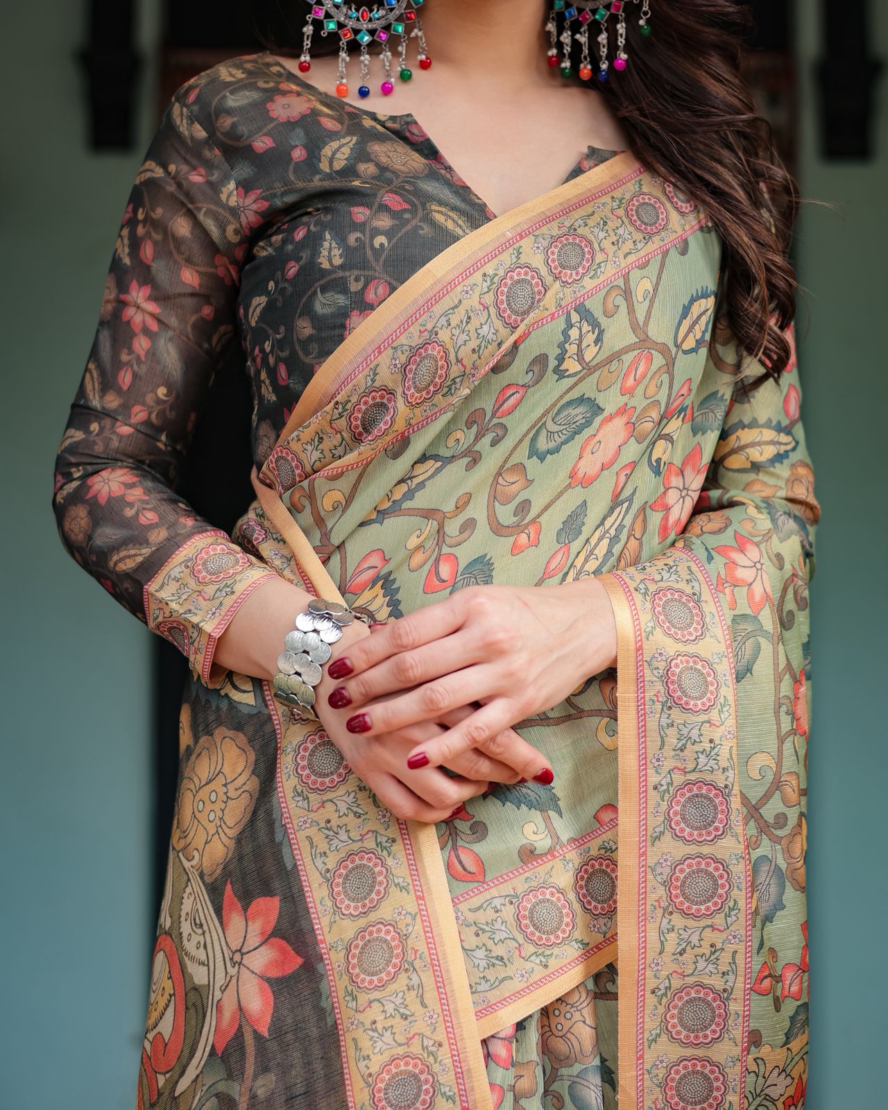 Royal Varnavi Olive Bloom Handloom Saree