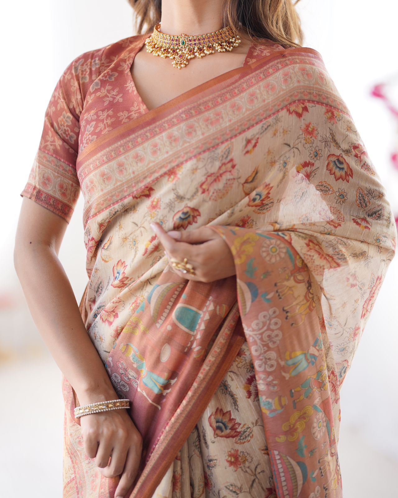 Ivory Rust Handloom Floral Saree with Storytelling Pallu