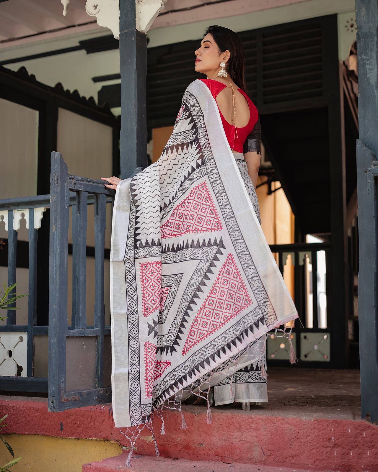 Monochrome Magic Linen Saree with Bold Red Touch