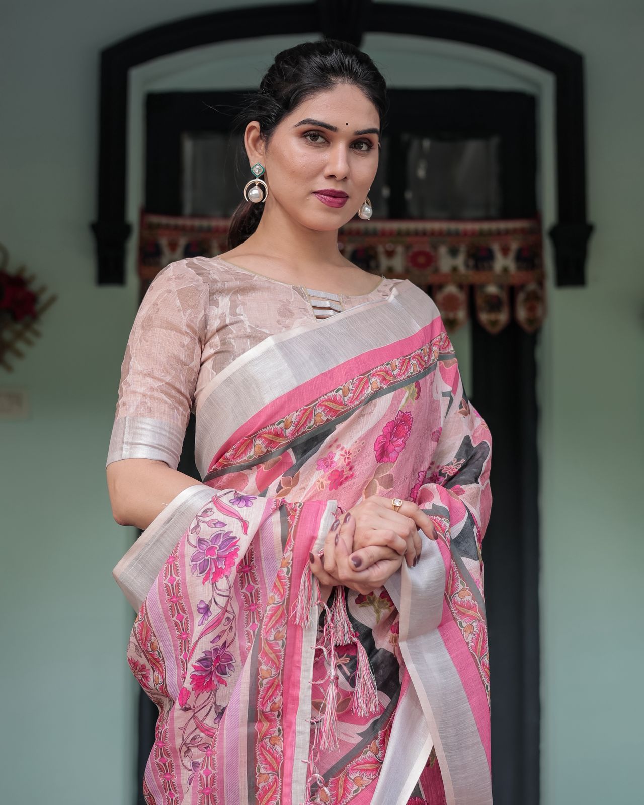Pink Printed Linen Saree with Designer Border Style
