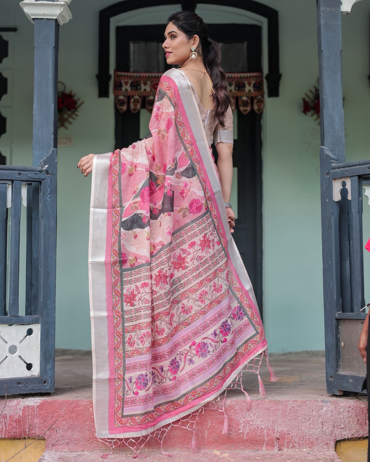 Pink Printed Linen Saree with Designer Border Style