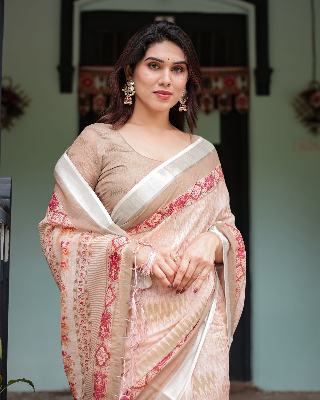 Elegant Beige & Peach Linen Saree with Designer Border