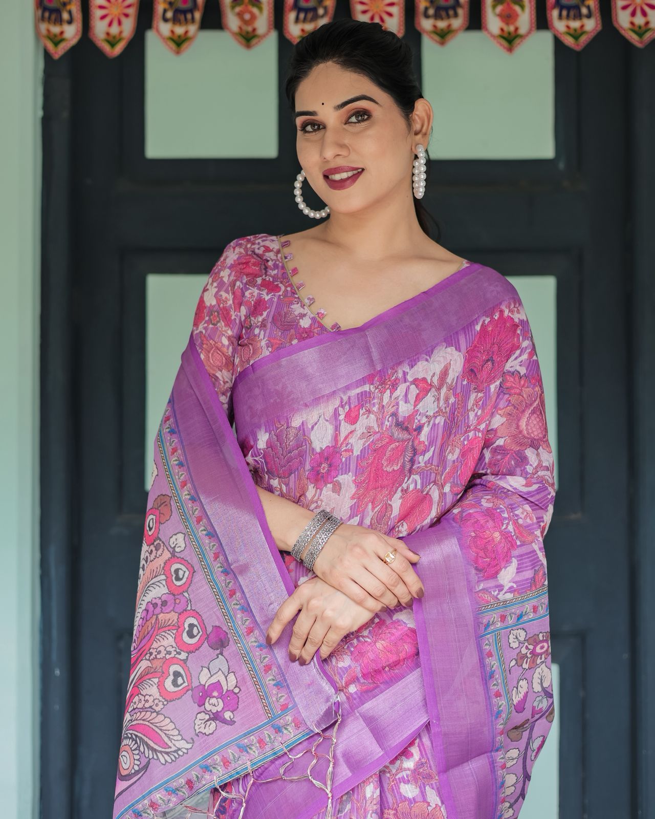 Purple Floral Linen Saree with Elegant Printed Pallu