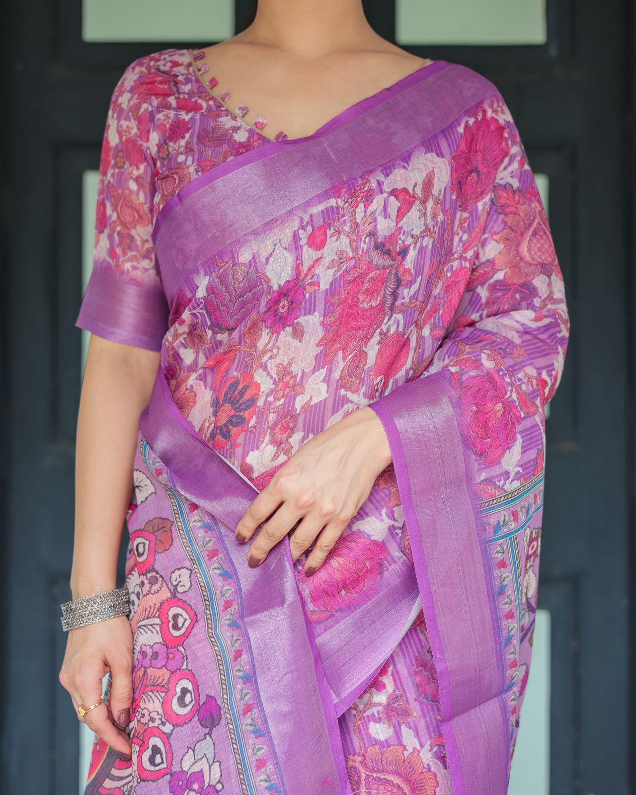 Purple Floral Linen Saree with Elegant Printed Pallu