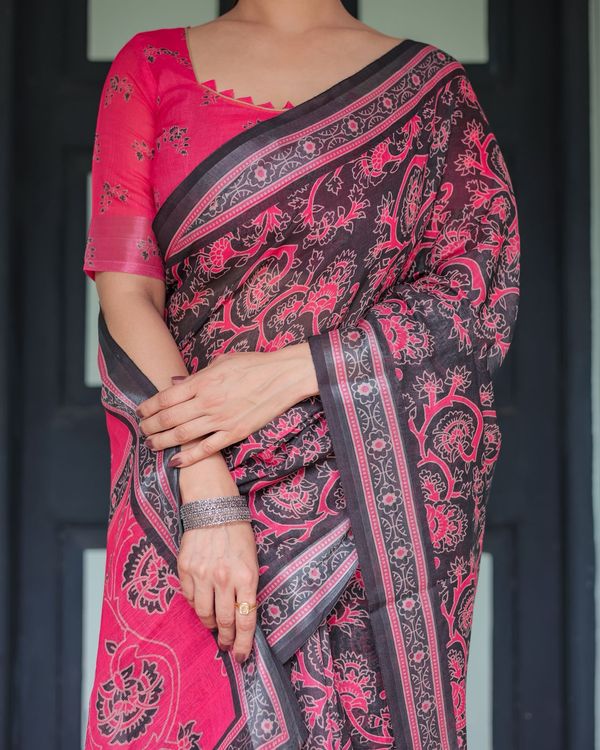 Black Pink Linen Saree with Digital Floral Print Pallu