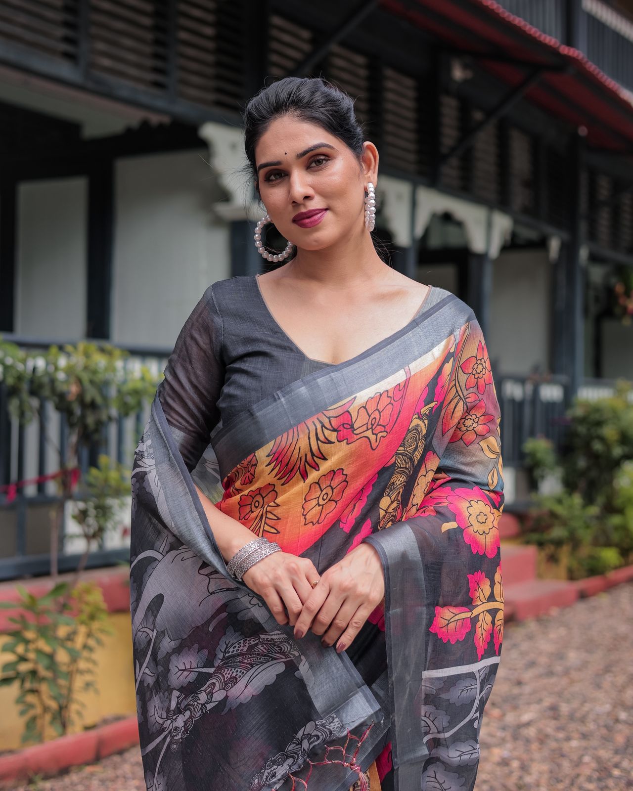 Black Floral Linen Saree with Artistic Prints Online