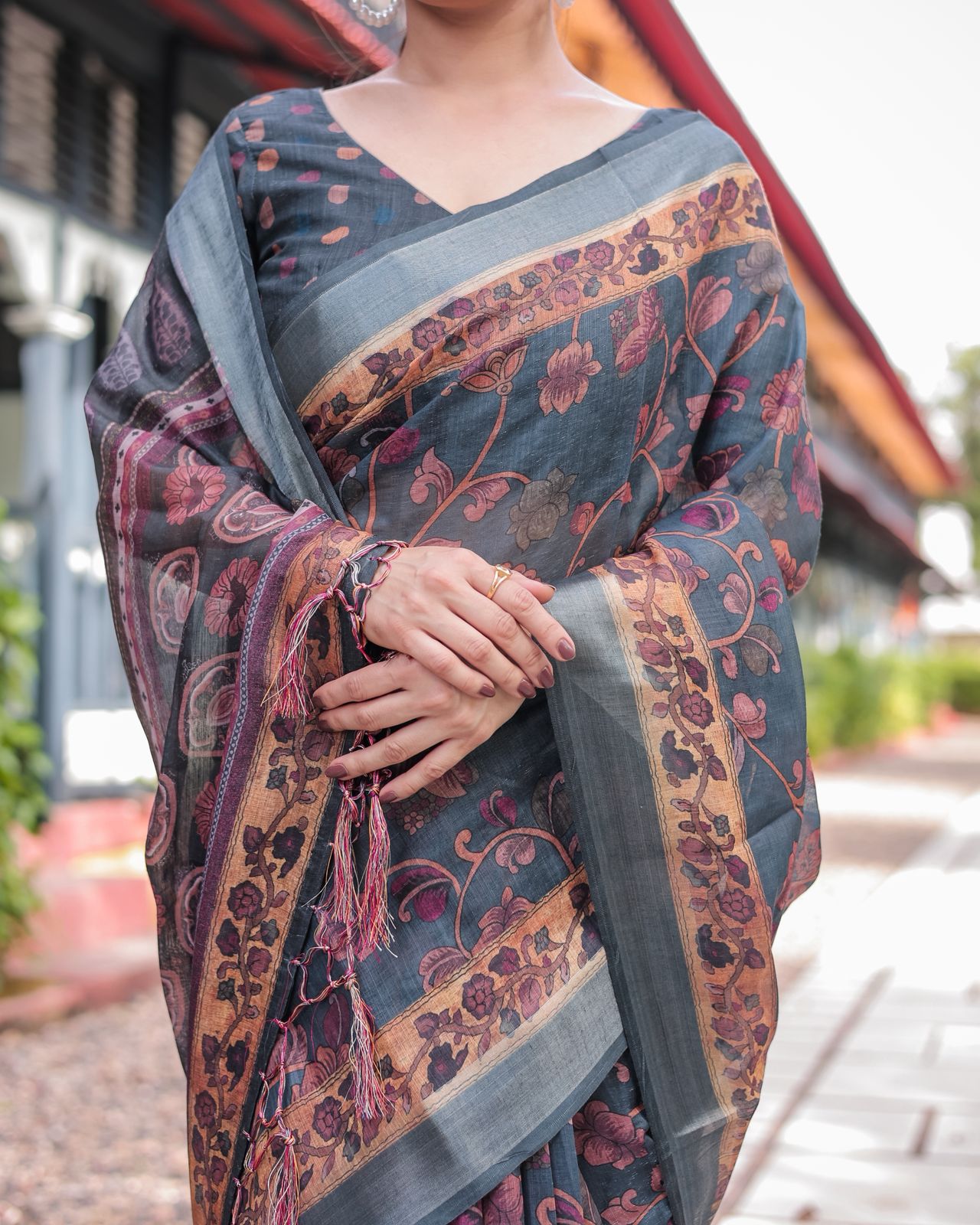Charcoal Grey Linen Saree with Floral Print Online