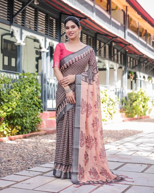 Elegant Peach Linen Saree with Bold Black Printed Border
