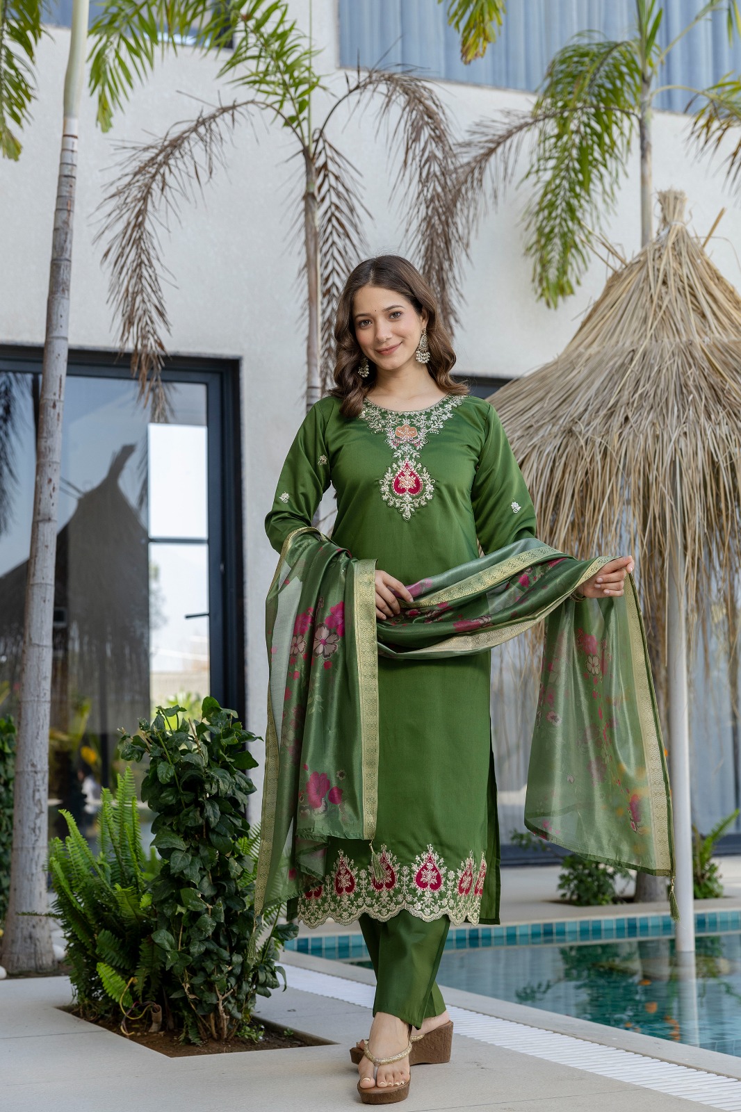 Green Chanderi Embroidered Kurta Pant Dupatta Set