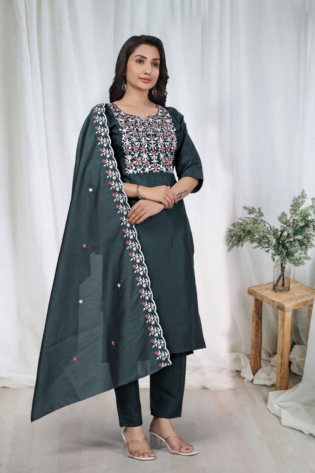 Dark Green Embroidered Kurta Pant Dupatta Set