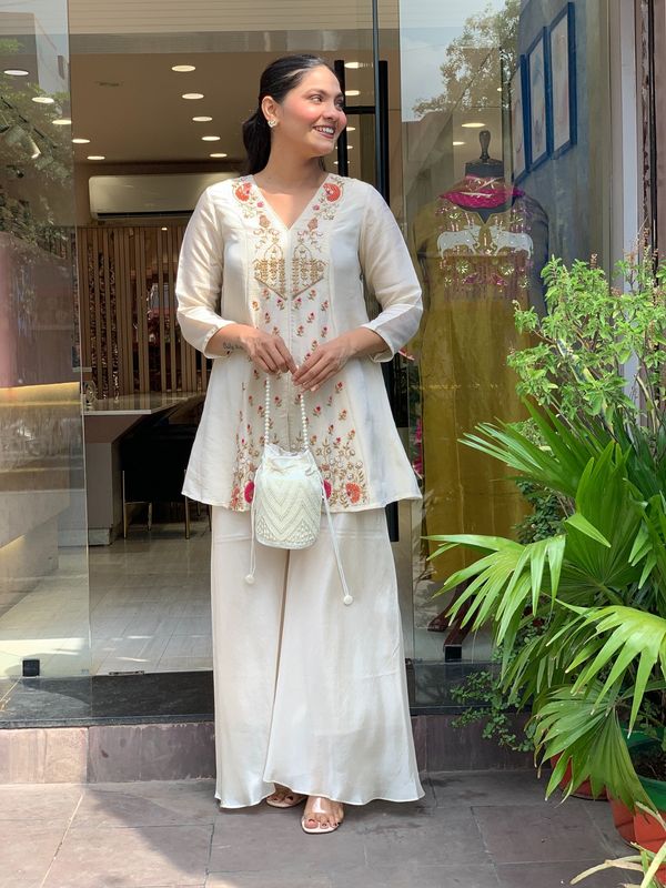 Cream Embroidered Silk Kurta Pant Ethnic Co-ord Set