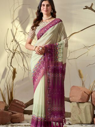 Elegant Cream Saree with Pink Geometric Print Pallu