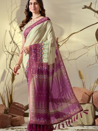 Elegant Cream Saree with Pink Geometric Print Pallu