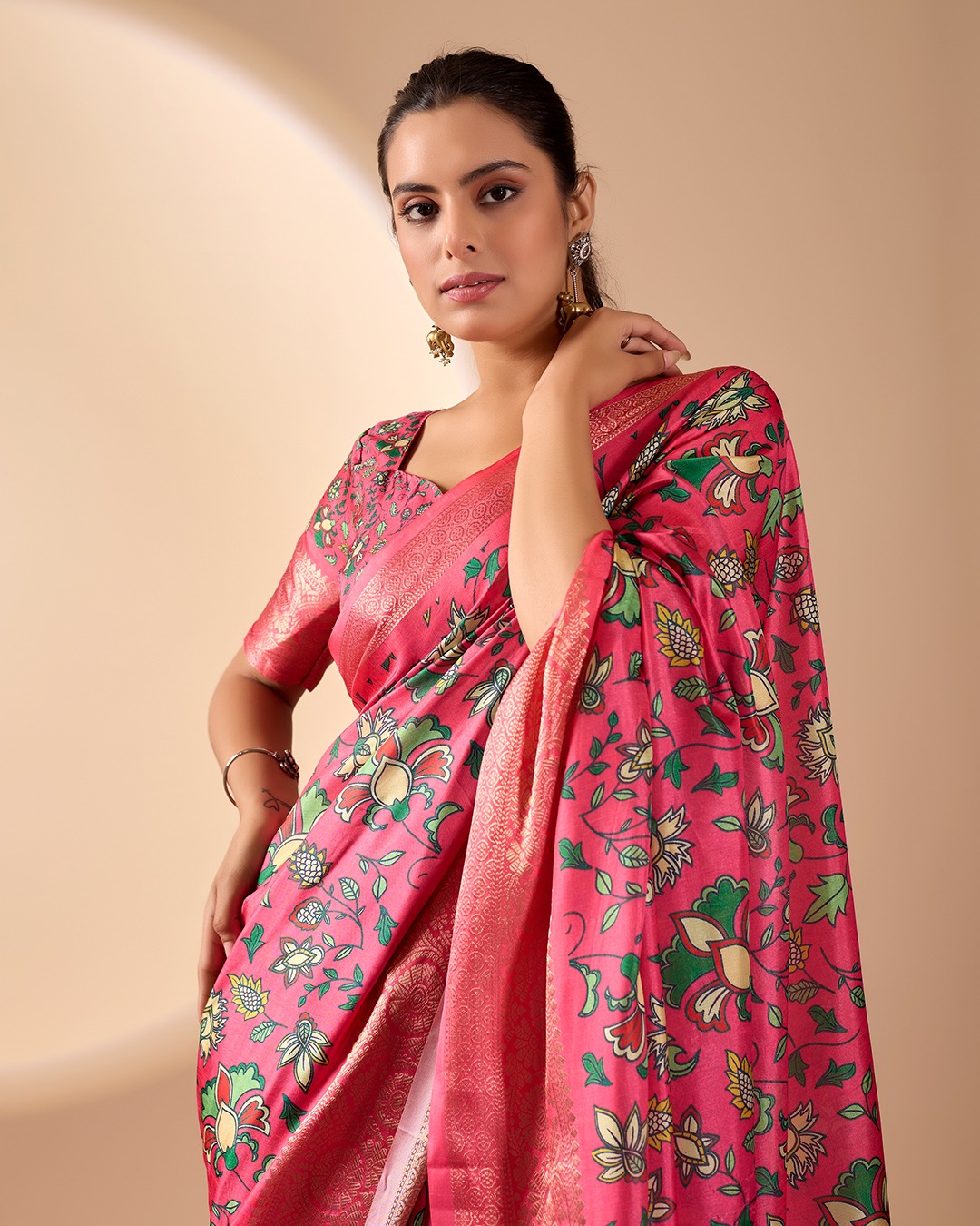 Pink Lichi Silk Saree with Floral Print Zari Border
