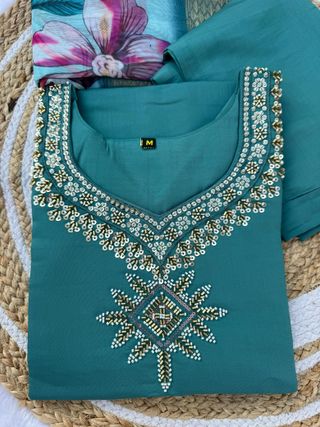 Eal Green Embroidered Roman Silk Kurti Set Dupatta