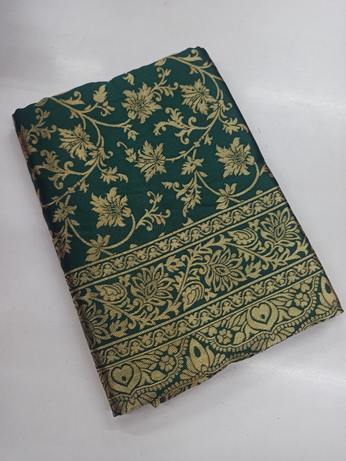 Dark Green Banarasi Lichi Silk Saree with Zari Work