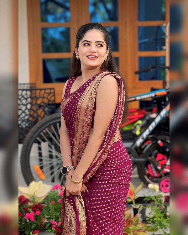 Maroon Lichi Silk Jacquard Saree with Rich Pallu