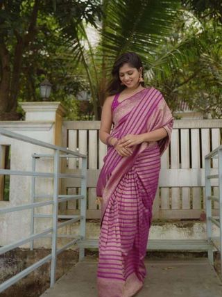 Magenta Zari Banarasi Lichi Silk Saree With Blouse