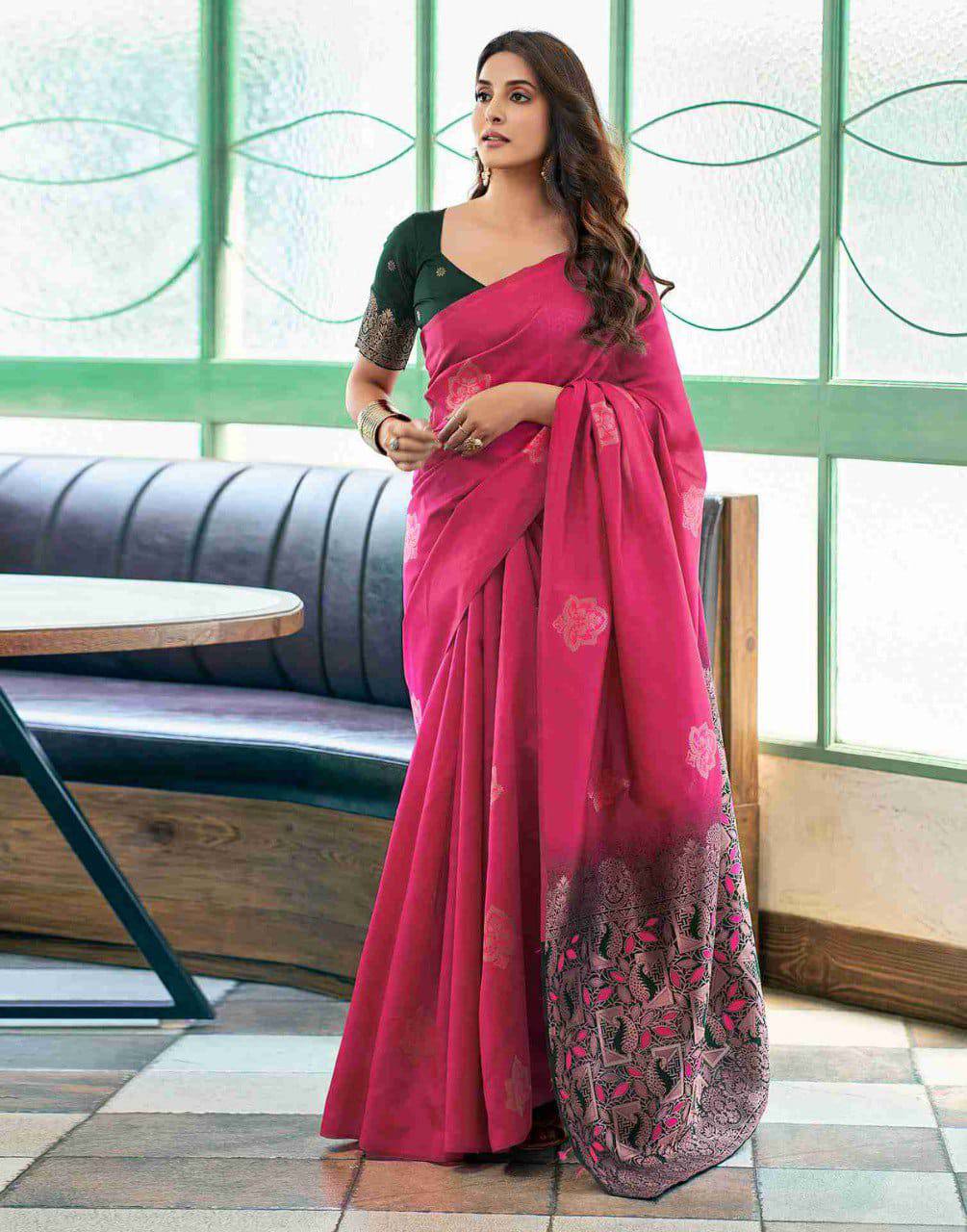 Rani Pink Lichi Silk Saree With Jacquard Border Pallu
