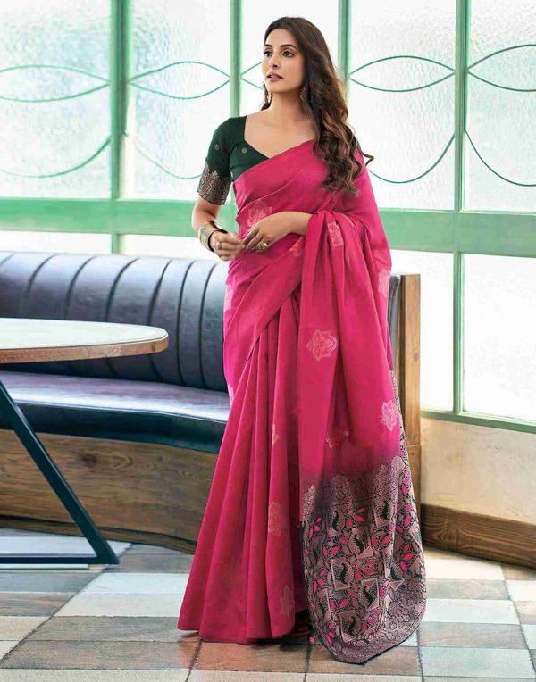 Rani Pink Lichi Silk Saree With Jacquard Border Pallu