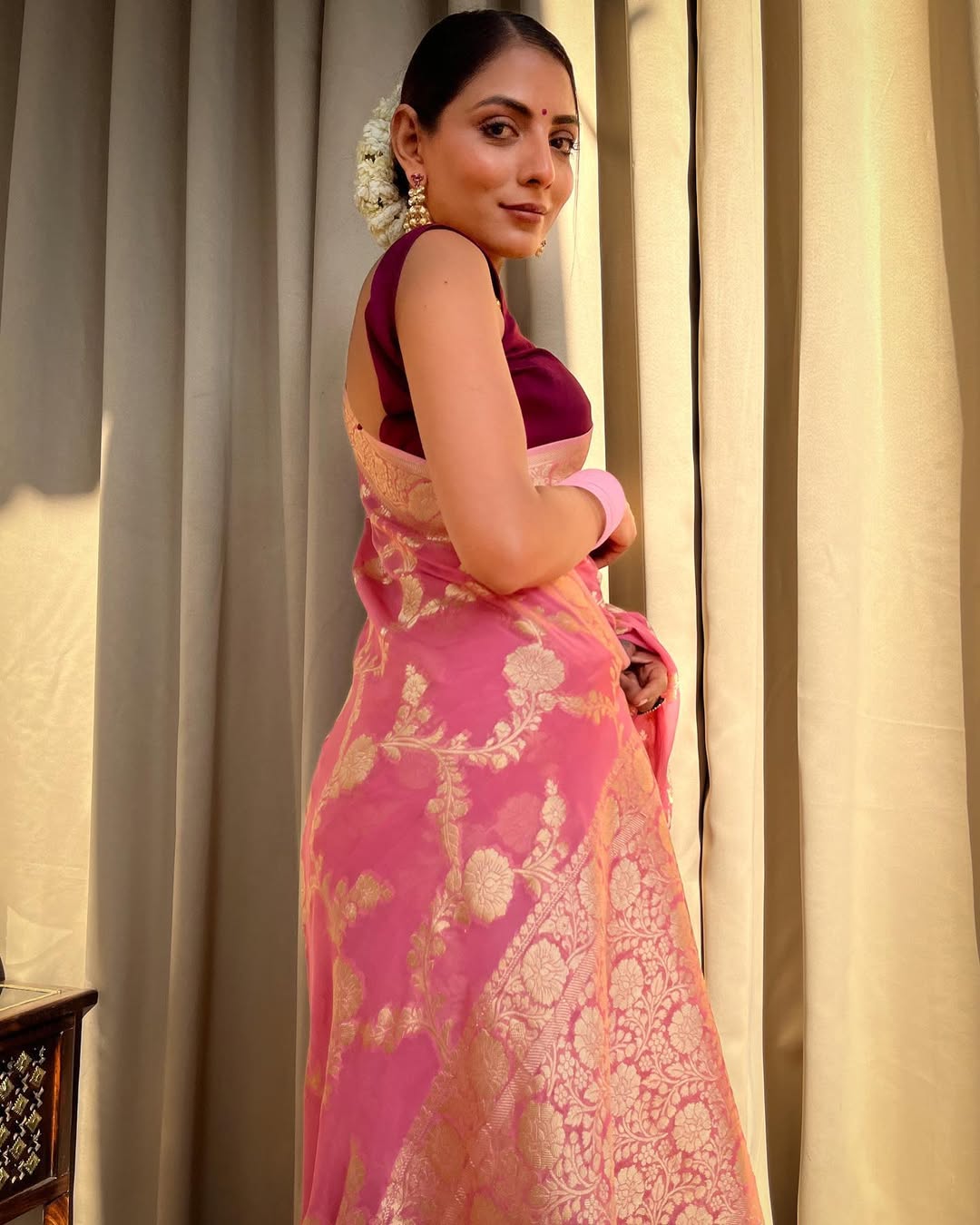 Pink Banarasi Lichi Silk Saree With Zari Design