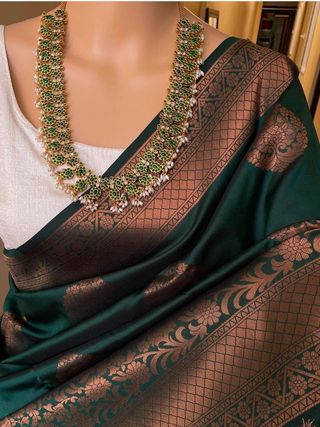 Green Banarasi Silk Saree With Rich Zari Border Work